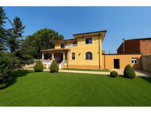 Chalet zum Kauf 420.000 € 5 Zimmer 366 m² 871 m² Grundstück San Andrés del Rabanedo 24010