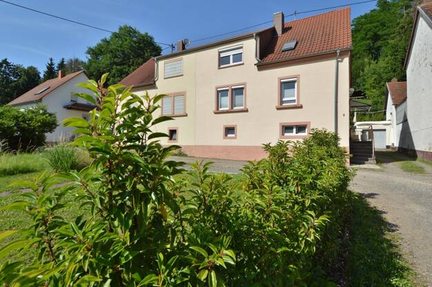 Doppelhaushälfte zum Kauf 245.000 € 6 Zimmer 142 m² 1.065 m² Grundstück Heckendalheim Mandelbachtal 66399