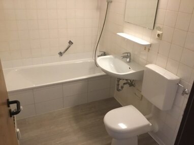 Wohnung zur Miete nur mit Wohnberechtigungsschein 286,42 € 2 Zimmer 53,1 m² 1. Geschoss frei ab 28.09.2024 Schillerstr. 20 Bad Schussenried Bad Schussenried 88427