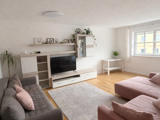 Wohnung zur Miete 700 € 2 Zimmer 61,1 m² 1. Geschoss frei ab 01.05.2026 Haidenhof-Nord Passau 94036