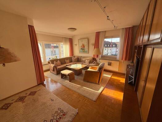 Wohnung zum Kauf 379.000 € 4,5 Zimmer 105 m² 2. Geschoss Untertürkheim Stuttgart 70327