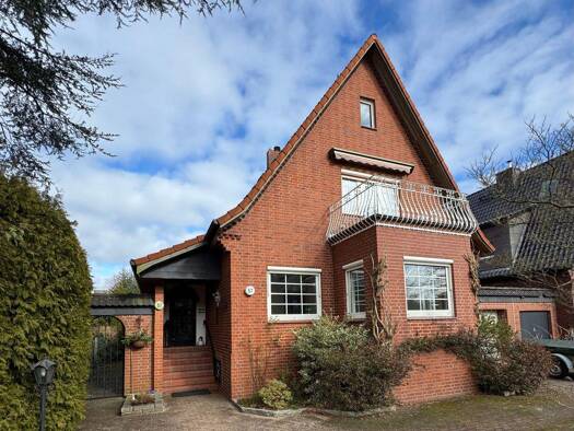 Einfamilienhaus zum Kauf 825.000 € 5 Zimmer 174 m² 1.296 m² Grundstück frei ab sofort Langenhorn Hamburg 22419