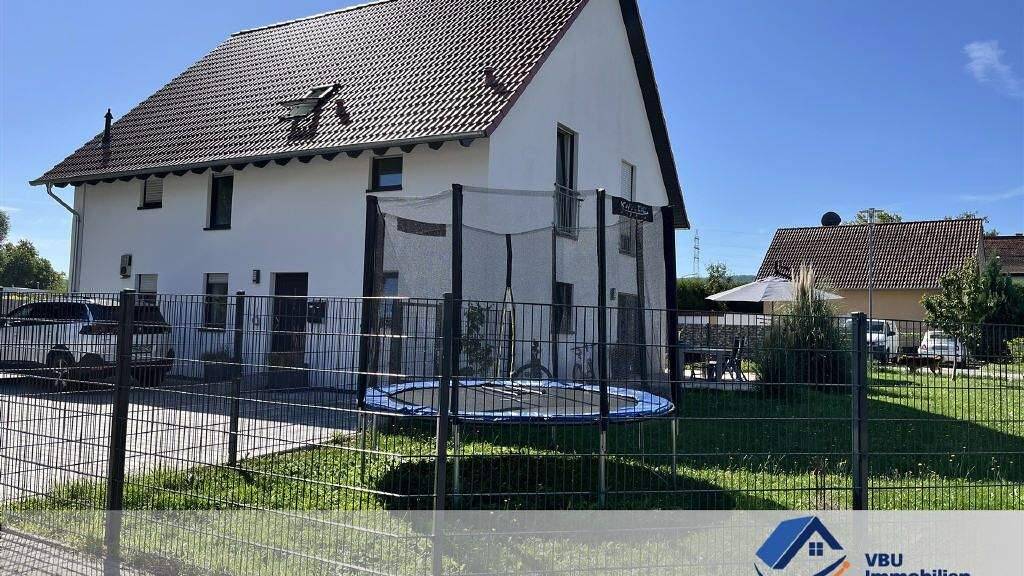 Einfamilienhaus zum Kauf 690.000 € 7,5 Zimmer 180 m² 595 m² Grundstück Güglingen 74363