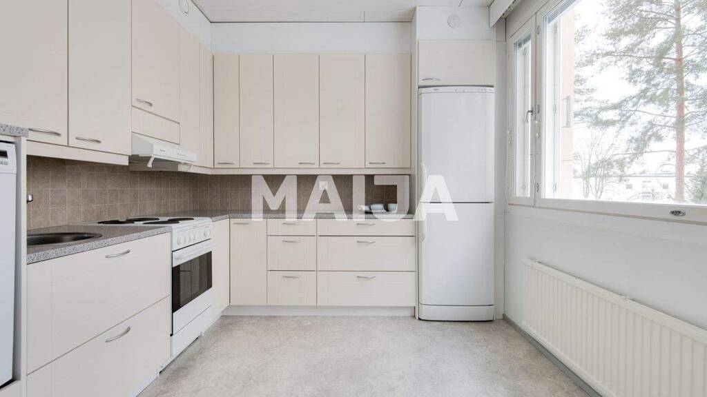 Studio zum Kauf 54.000 € 2 Zimmer 59,5 m² 1. Geschoss Luhtikatu 3 Lahti 15500