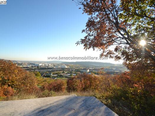 Rustico zum Kauf 31.333 m² Grundstück via Pigno Affi 37010