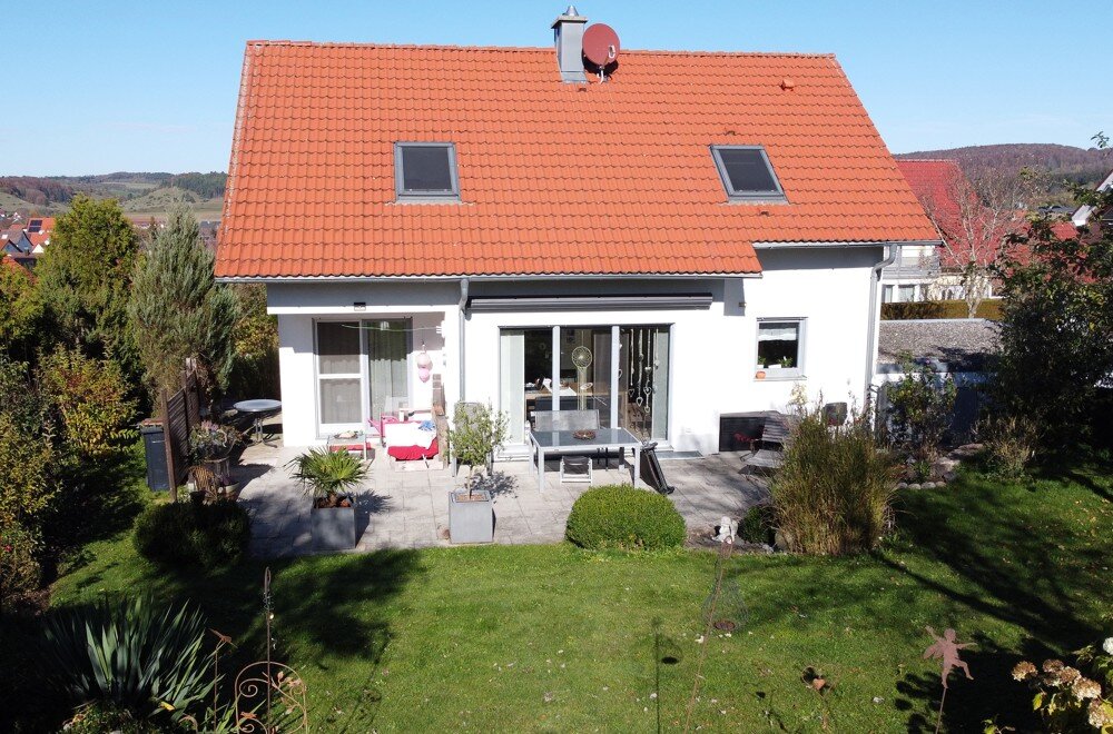 Einfamilienhaus zum Kauf 625.000 € 4 Zimmer 142 m²<br/>Wohnfläche 708 m²<br/>Grundstück Auingen Münsingen / Auingen 72525