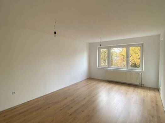 Wohnung zur Miete 1.900 € 4 Zimmer 90 m² Geschoss 1/2 frei ab sofort Groß Flottbek Hamburg 22607