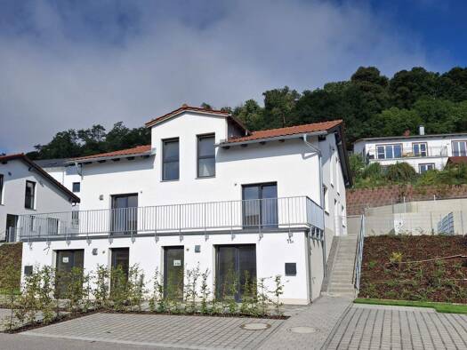 Einfamilienhaus zur Miete - Erstbezug 1.870 € 5 Zimmer 164 m² frei ab sofort Münchshofen Teublitz 93158