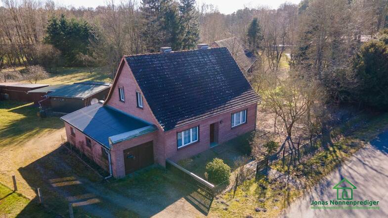 Einfamilienhaus zum Kauf provisionsfrei 115.000 € 6 Zimmer 134 m² 1.082 m² Grundstück Straße des Friedens 38 Weselsdorf Weselsdorf 19288