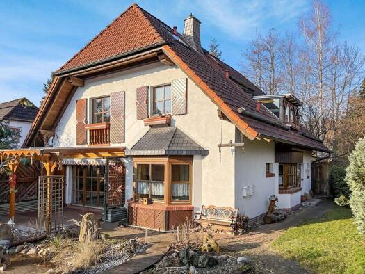 Einfamilienhaus zum Kauf 385.000 € 8 Zimmer 231,7 m² 1.120 m² Grundstück Nienstedt Bad Münder 31848