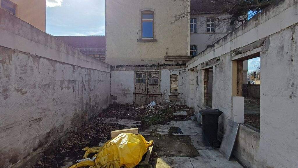 Gewerbeobjekt zum Kauf als Kapitalanlage geeignet 160.000 € 316,3 m² Weißenfels 06667