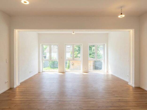Wohnung zur Miete 1.300 € 2,5 Zimmer 70 m² EG Kaufbeuren-Neugablonz 87600