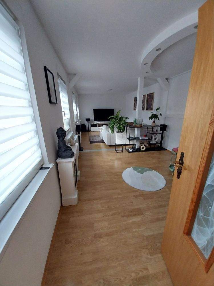 Immobilie in Radolfzell am Bodensee - Verkauf - 2 Familienhaus mit gut vermieteter Gewerbeeinheit in Böhringen - Bild 3