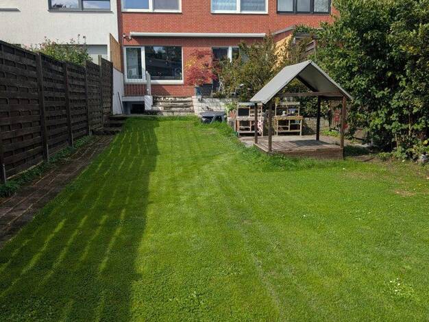 Reihenmittelhaus zum Kauf provisionsfrei 389.000 € 4 Zimmer 96 m² 250 m² Grundstück frei ab 25.03.2027 Kirchstr. 130 Hiesfeld Dinslaken 46539