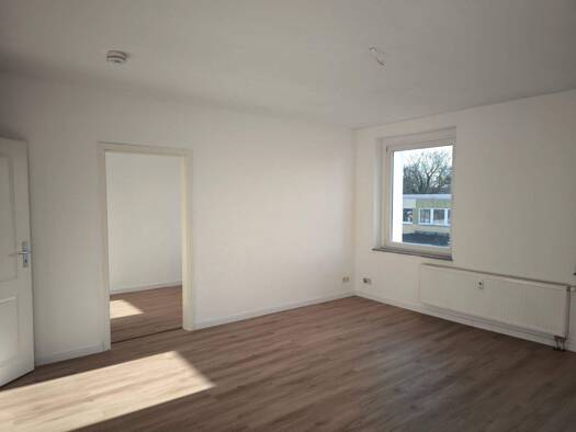 Wohnung zur Miete 430 € 2 Zimmer 56 m² 2. Geschoss frei ab sofort Ballenstedter Straße 3 Innenstadt Dessau-Roßlau 06842