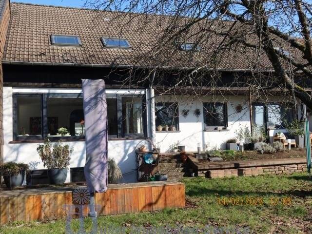 Haus zum Kauf 420.000 € 11 Zimmer 242 m²<br/>Wohnfläche 470 m²<br/>Grundstück Homburg Homburg 66424