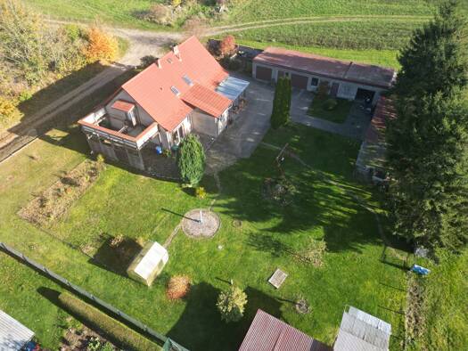 Einfamilienhaus zum Kauf 229.000 € 6 Zimmer 180 m² 2.873 m² Grundstück Am Kesselberg 8 Gaarz Plau am See 19395