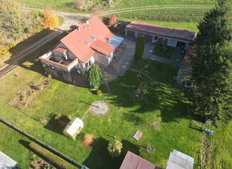 Einfamilienhaus zum Kauf 249.000 € 6 Zimmer 180 m²<br/>Wohnfläche 2.873 m²<br/>Grundstück Am Kesselberg 8 Gaarz Plau am See 19395