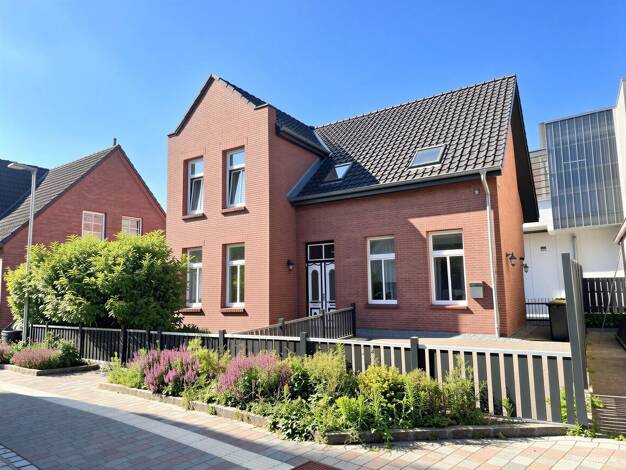 Mehrfamilienhaus zum Kauf 429.000 € 7 Zimmer 203,5 m² 338 m² Grundstück Heide Heide 25746