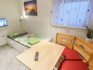 WG-Zimmer zur Miete Wohnen auf Zeit 510 € 9 m² frei ab 31.12.2026 Anne-Frank-Str. 0 Bonlanden Filderstadt - Bonlanden 70794