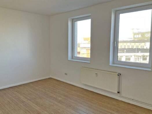 Wohnung zur Miete 518 € 2 Zimmer 45 m² 2. Geschoss frei ab sofort Lübecker Str. 9 Kröpeliner Tor-Vorstadt Rostock 18057