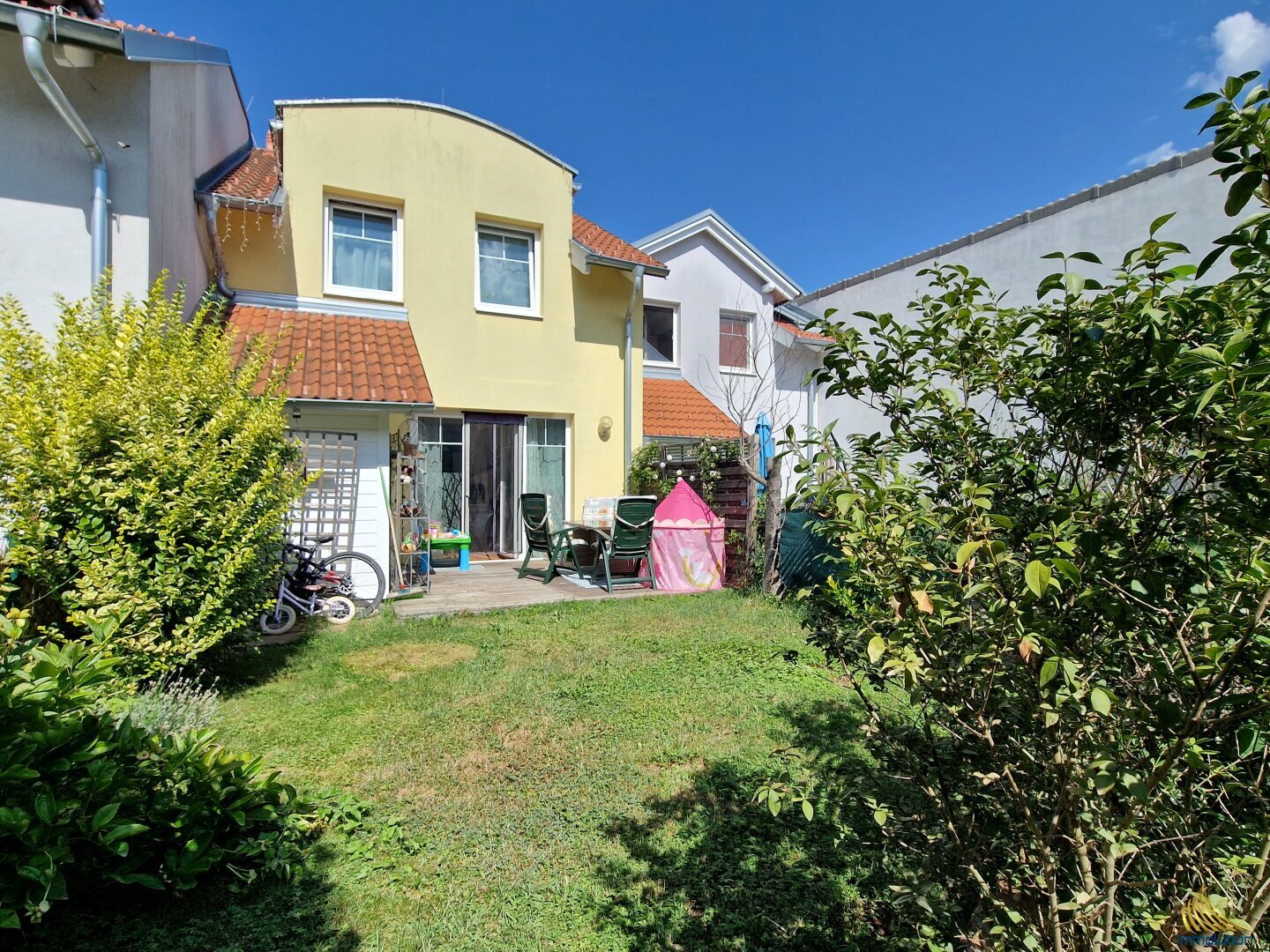 Reihenmittelhaus zum Kauf 399.000 € 4 Zimmer 104,9 m²<br/>Wohnfläche 124,8 m²<br/>Grundstück Himberg 2325