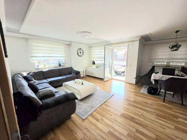 Studio zum Kauf 748.000 € 4,5 Zimmer 104 m² 4. Geschoss Zuffenhausen Stuttgart 70435