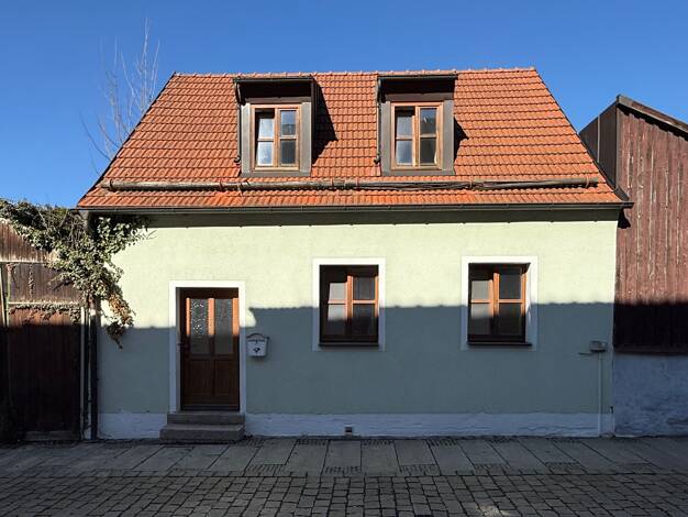 Einfamilienhaus zum Kauf 129.000 € 6 Zimmer 128 m² 100 m² Grundstück Tirschenreuth Tirschenreuth 95643
