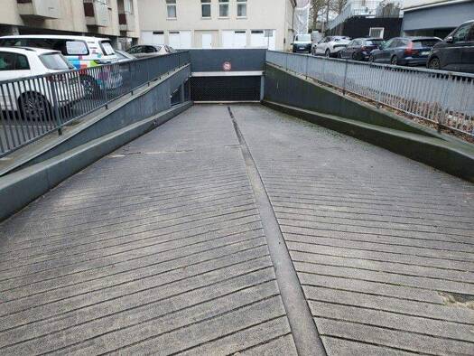 Tiefgarage zur Miete provisionsfrei 95 € Dreilindenstr. TG Südviertel Essen 45128