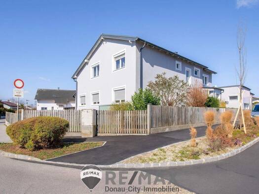 Einfamilienhaus zum Kauf 998.000 € 10 Zimmer 315,1 m² 760 m² Grundstück Wiener Neudorf 2351