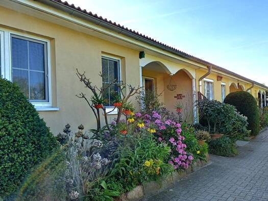 Reihenmittelhaus zum Kauf 245.000 € 3 Zimmer 74,4 m² 154 m² Grundstück Wittenförden 19073