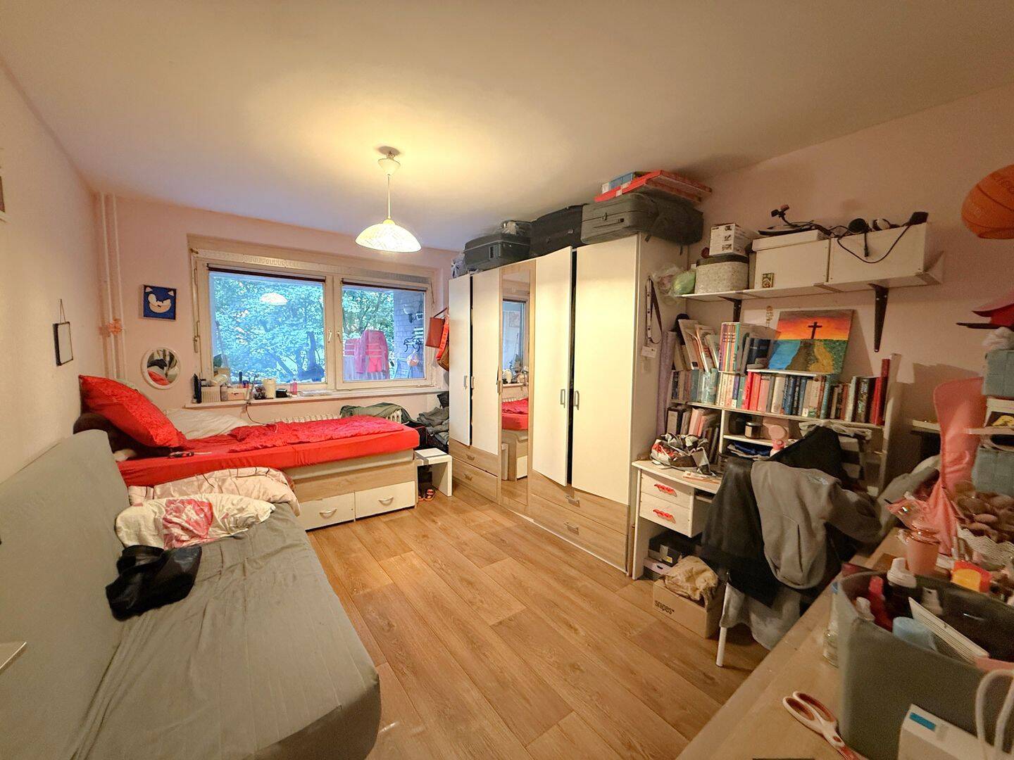 Property thumbnail 2