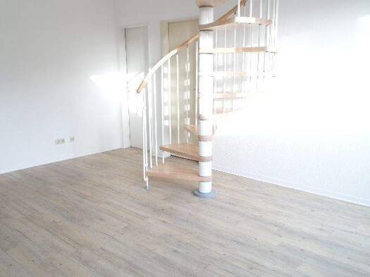 Maisonette zur Miete 795 € 4,5 Zimmer 94 m² 3. Geschoss Innenstadt Hameln 31785