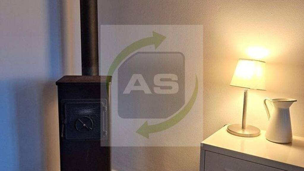 Wohnung zur Miete 570 € 3 Zimmer 97,6 m² 3. Geschoss frei ab 01.05.2026 Innere Schneeberger Straße 22 Innenstadt Zwickau 08056