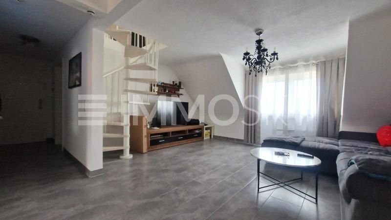 Maisonette zum Kauf 345.000 € 3 Zimmer 67 m²<br/>Wohnfläche 3.<br/>Geschoss Obertürkheim Stuttgart 70329