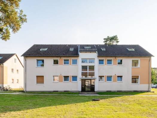 Wohnung zur Miete 629 € 4 Zimmer 81 m² 1. Geschoss frei ab 01.09.2026 Goerdelerstraße 10 Klein Hehlen Celle 29223