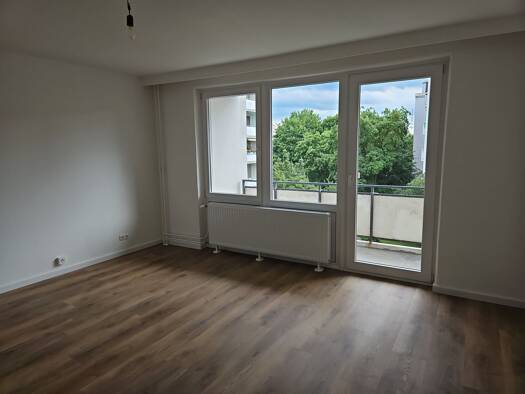 Wohnung zur Miete 675 € 2 Zimmer 58,5 m² Geschoss -3/6 frei ab 01.08.2026 Lokstedt Hamburg 22529