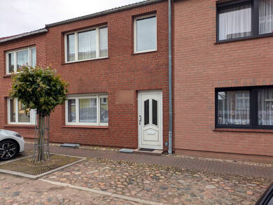Reihenmittelhaus zum Kauf provisionsfrei 95.000 € 3 Zimmer 103 m² 136 m² Grundstück Gnoien Gnoien 17179