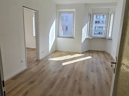 Wohnung zur Miete 1.200 € 3 Zimmer 75 m² Geschoss 2/4 frei ab sofort Äußere Sulzbacher Straße 9 Gärten b Wöhrd Nürnberg 90489