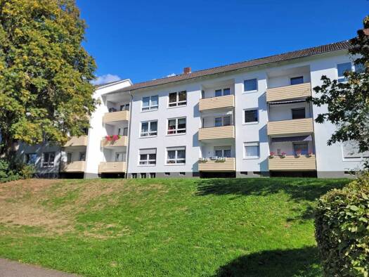 Wohnung zur Miete 675 € 4 Zimmer 80 m² frei ab sofort Jenaer Straße 12 Bad Hersfeld Bad Hersfeld 36251