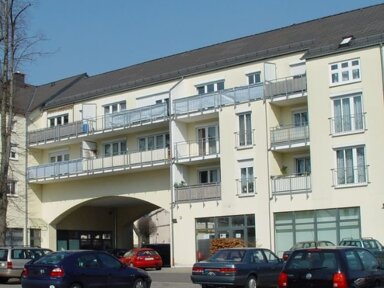 Wohnung zur Miete 355 € 2 Zimmer 60 m² 3. Geschoss Limbach-Oberfrohna Limbach-Oberfrohna 09212