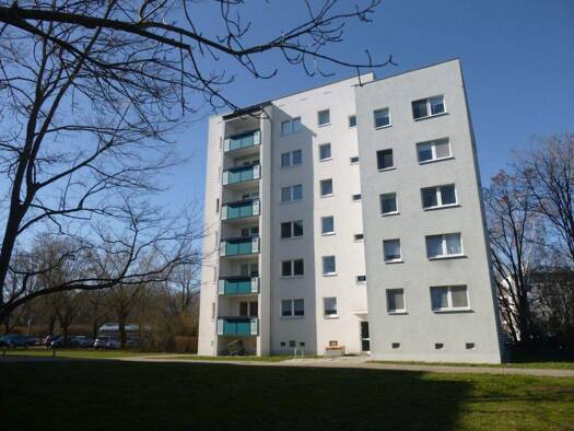 Wohnung zur Miete 334 € 2 Zimmer 44,5 m² 3. Geschoss Helmut-Kohl-Straße 61 Innenstadt Dessau-Roßlau 06842