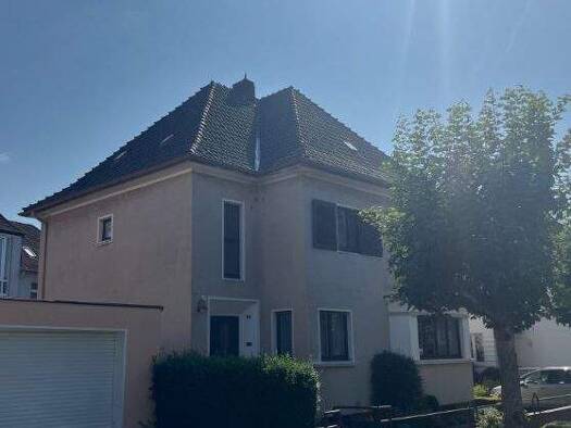 Haus zum Kauf 298.000 € 9 Zimmer 220 m² 462 m² Grundstück Brakel 33034