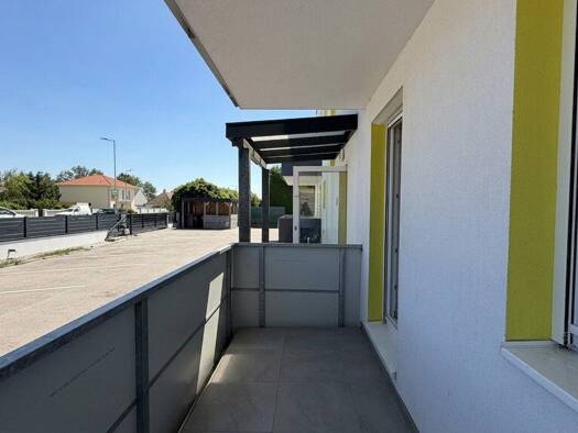 Terrassenwohnung zur Miete 755 € 3 Zimmer 74,8 m² EG Theresienfeld 2604