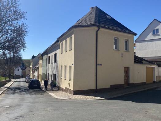 Reihenendhaus zum Kauf provisionsfrei 44.900 € 5 Zimmer 80 m² 90 m² Grundstück Roßwein Roßwein 04741