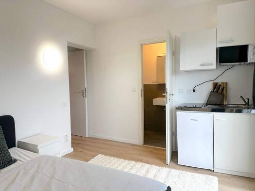 Studio zur Miete 630 € 1 Zimmer 16 m² 4. Geschoss frei ab sofort Homburger Landstraße 691 Bonames Frankfurt am Main 60437
