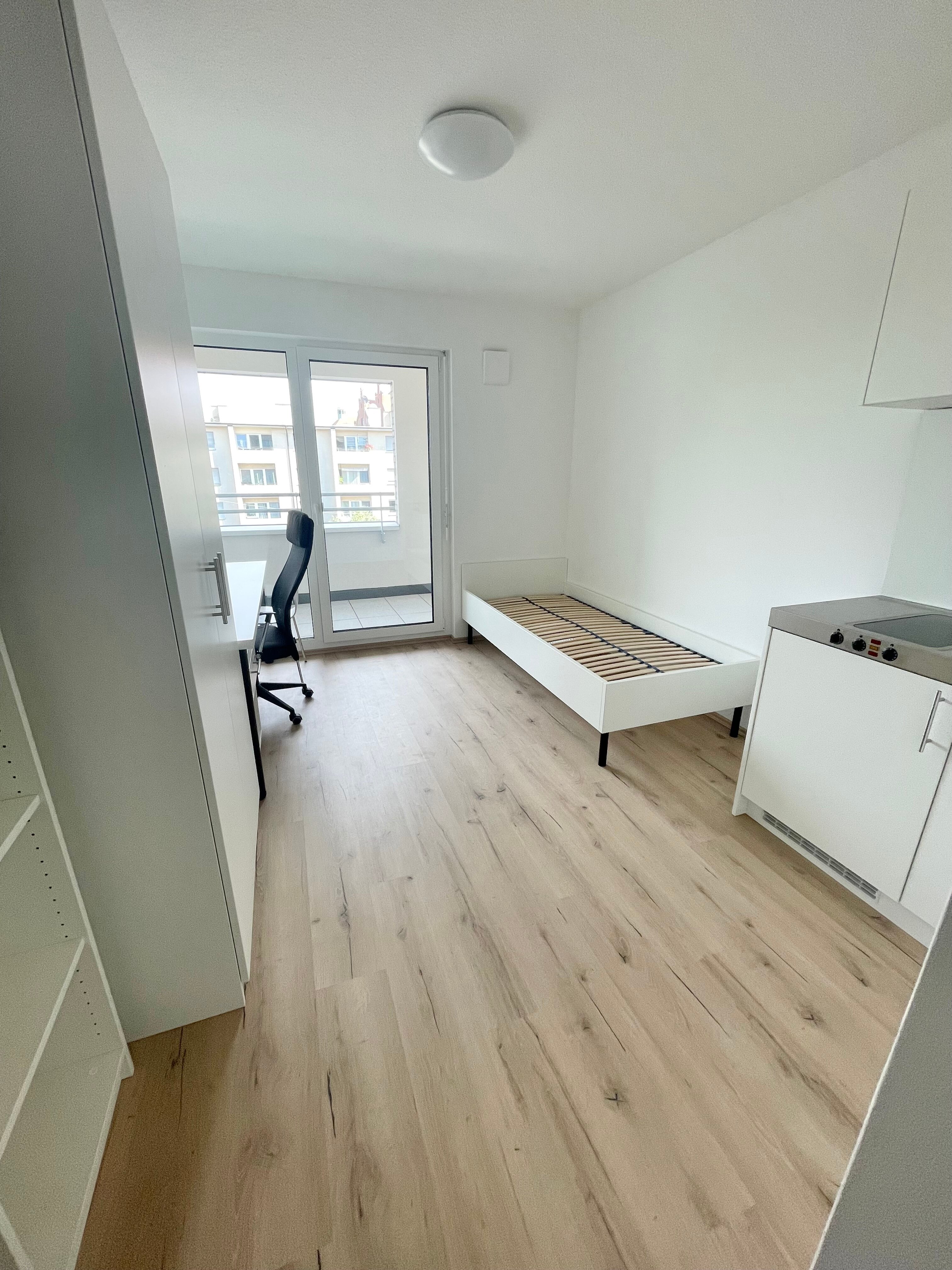 Studio zur Miete 480 € 1 Zimmer 19 m²<br/>Wohnfläche 3.<br/>Geschoss ab sofort<br/>Verfügbarkeit Sandberg Nürnberg 90419