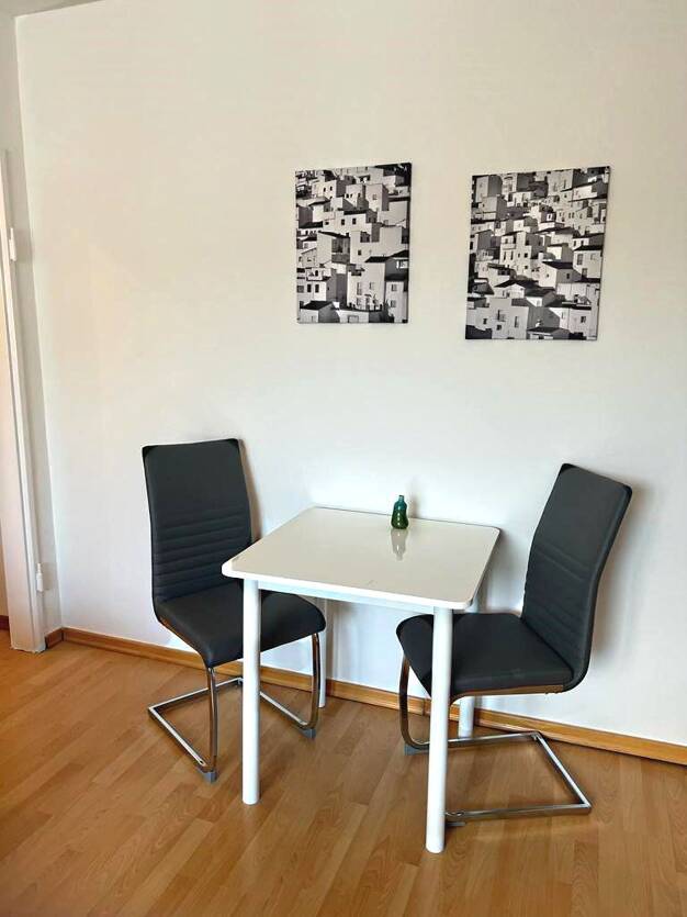 Wohnung zur Miete Wohnen auf Zeit 920 € 1,5 Zimmer 36 m² frei ab 01.08.2025 Stadtmitte Düsseldorf 40212