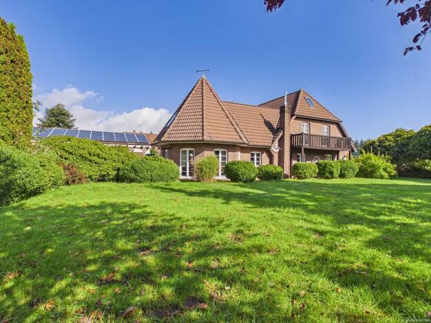 Einfamilienhaus zum Kauf 587.000 € 8 Zimmer 315,8 m² 2.480 m² Grundstück Hattstedt 25856