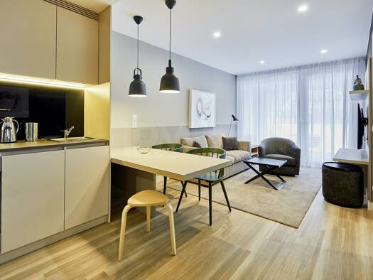 Wohnung zur Miete 2.095 € 2 Zimmer 54,7 m² 5. Geschoss Tunzhofer Straße 9 Nord Stuttgart 70191